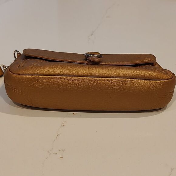 Talbot's Metallic Gold Pebbled Leather Wristlet Clutch Bag Silver Hardware - Picture 6 of 11